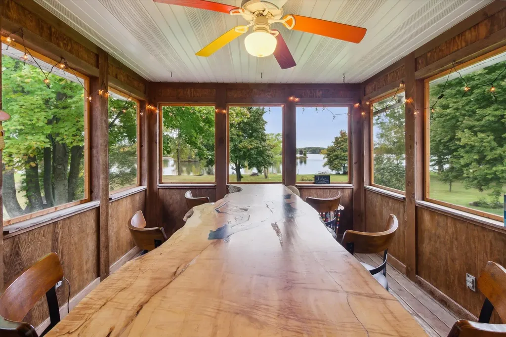 1132 Clubhouse Drive Broomfield Township MI 48893
