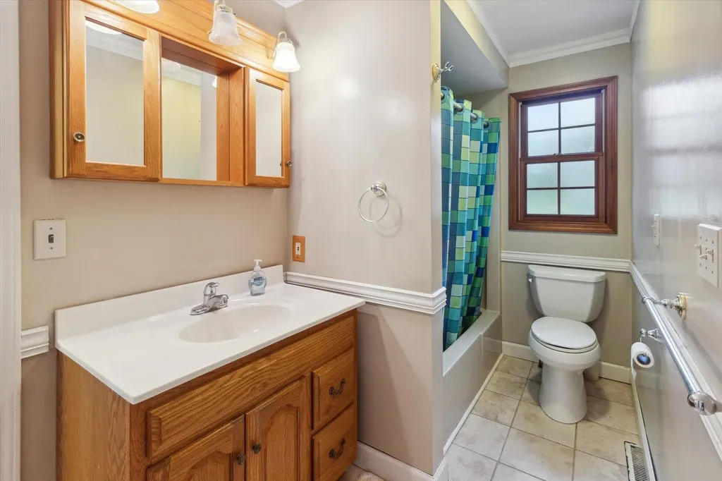1132 Clubhouse Drive Broomfield Township MI 48893