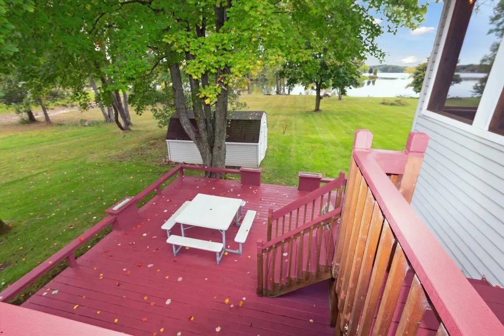 1132 Clubhouse Drive Broomfield Township MI 48893