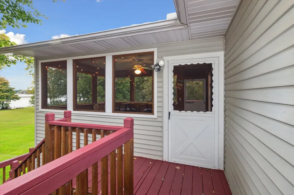 1132 Clubhouse Drive Broomfield Township MI 48893