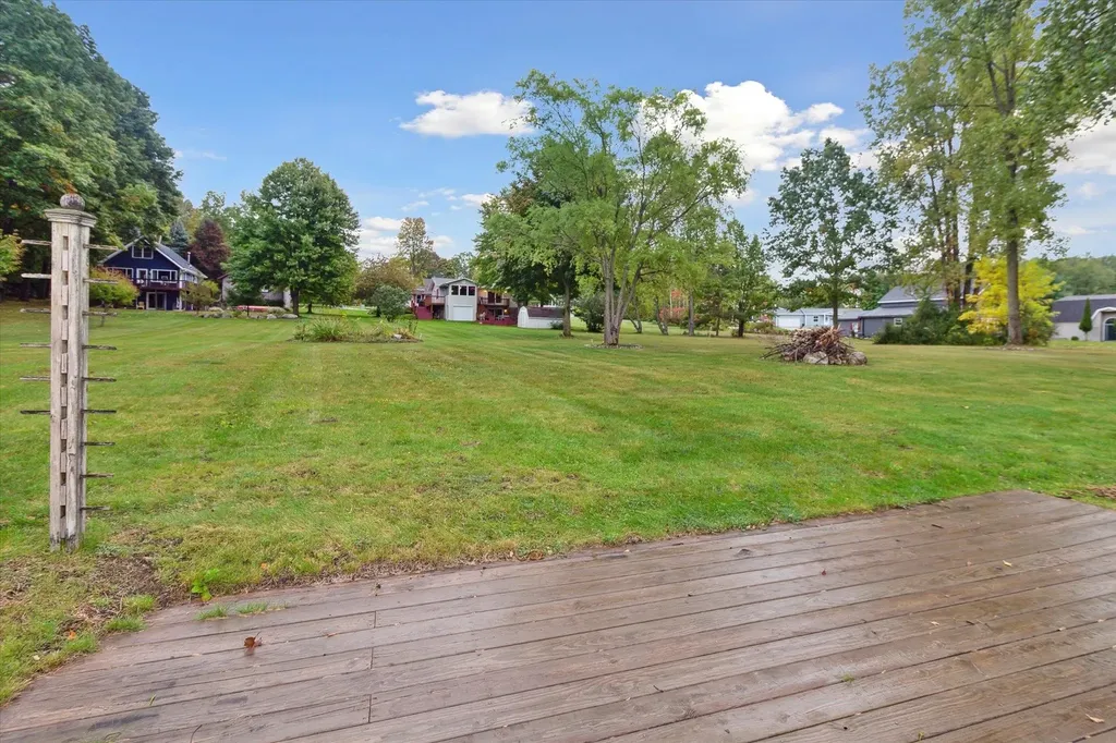 1132 Clubhouse Drive Broomfield Township MI 48893