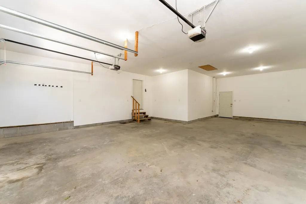 5121 Chip Cove Road Union Charter Township MI 48858