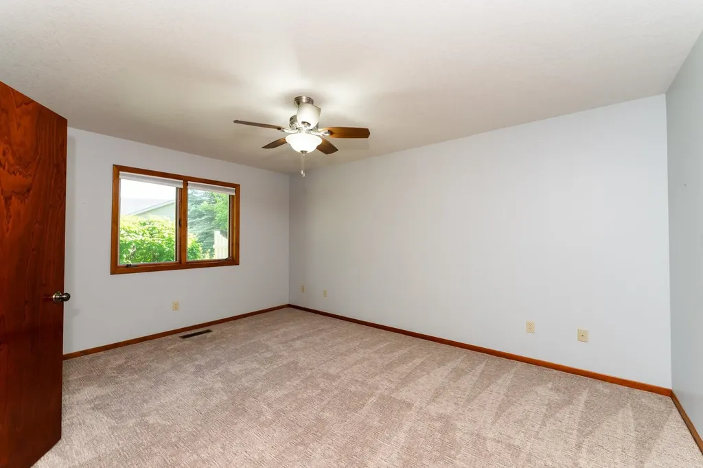 240 Peachwood Lane Mt. Pleasant City MI 48858