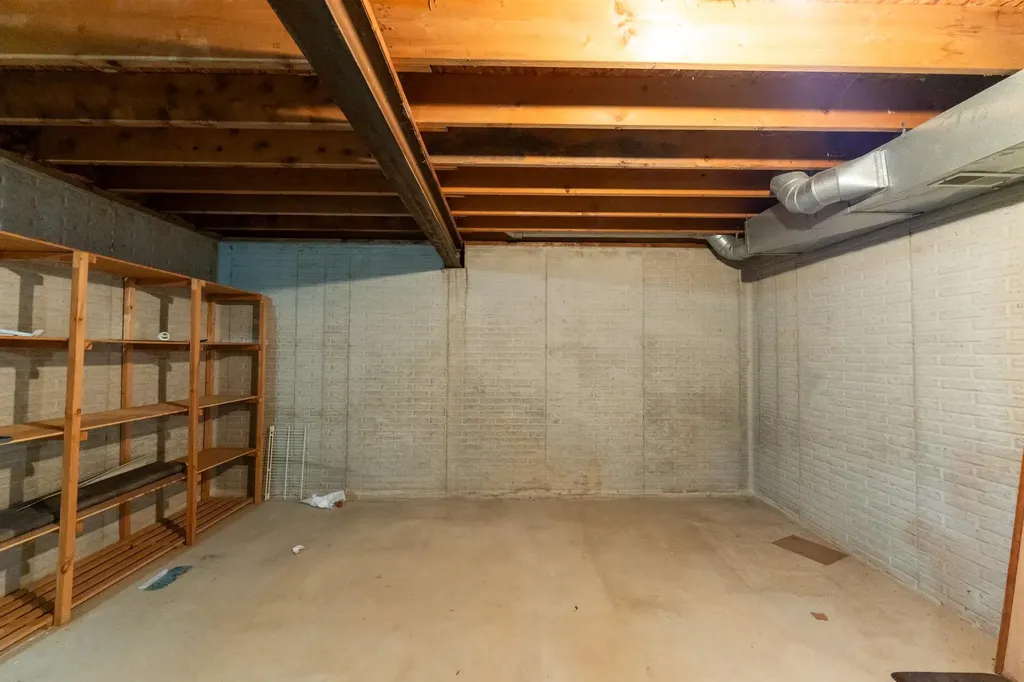 240 Peachwood Lane Mt. Pleasant City MI 48858