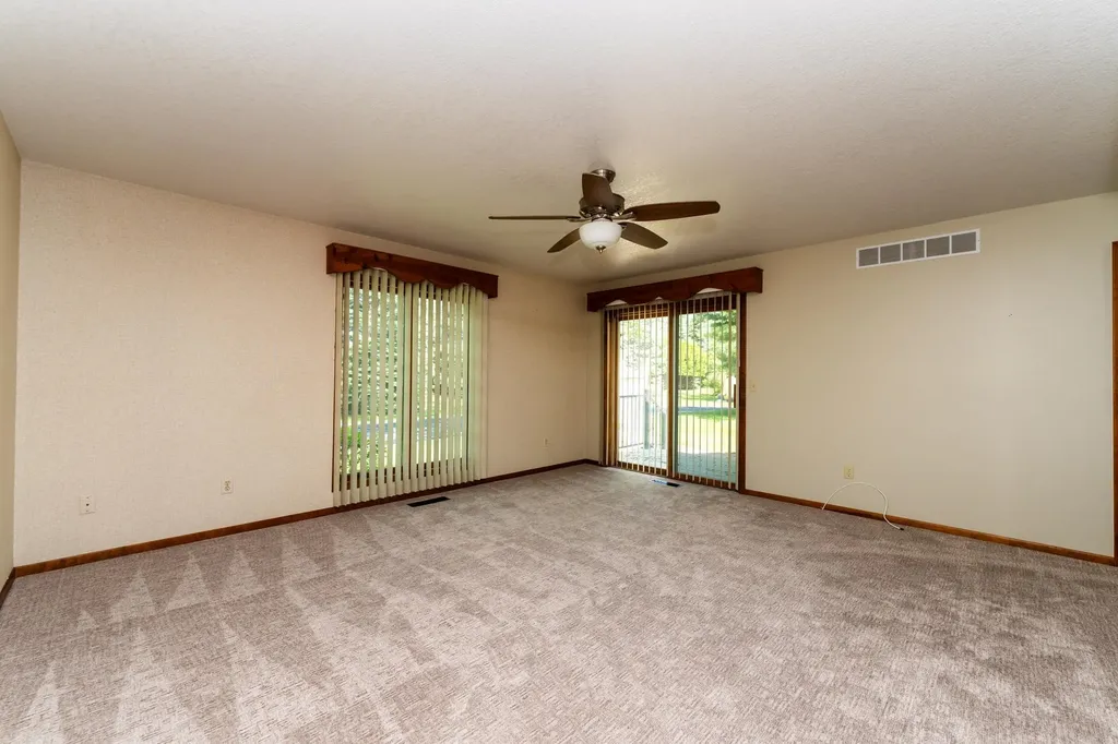 240 Peachwood Lane Mt. Pleasant City MI 48858