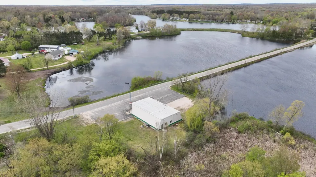 3520 N Woodruff Road Coldwater Township MI 48893