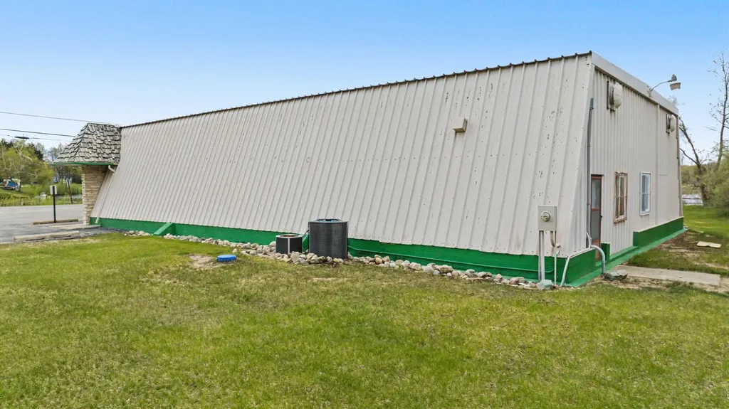 3520 N Woodruff Road Coldwater Township MI 48893