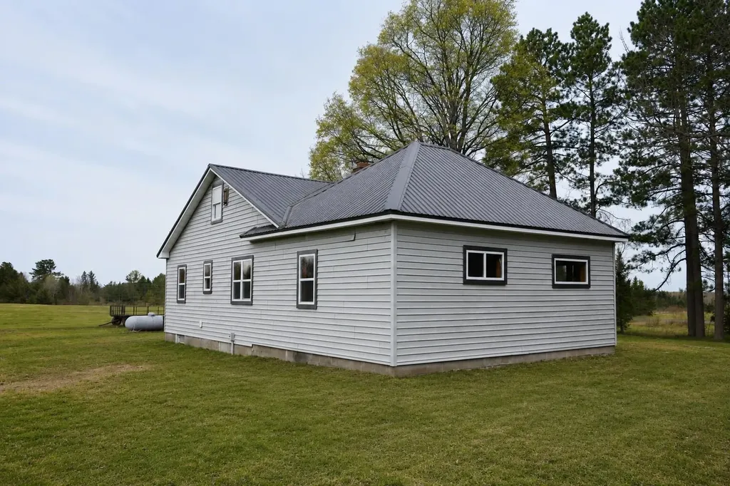 14710 N Cemetery Stannard Township MI 49925