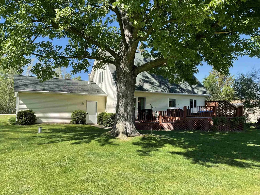 270 Witbeck Drive Clare City MI 48617