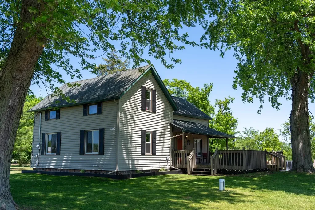 8810 N Vandecar Road Gilmore Township MI 48622