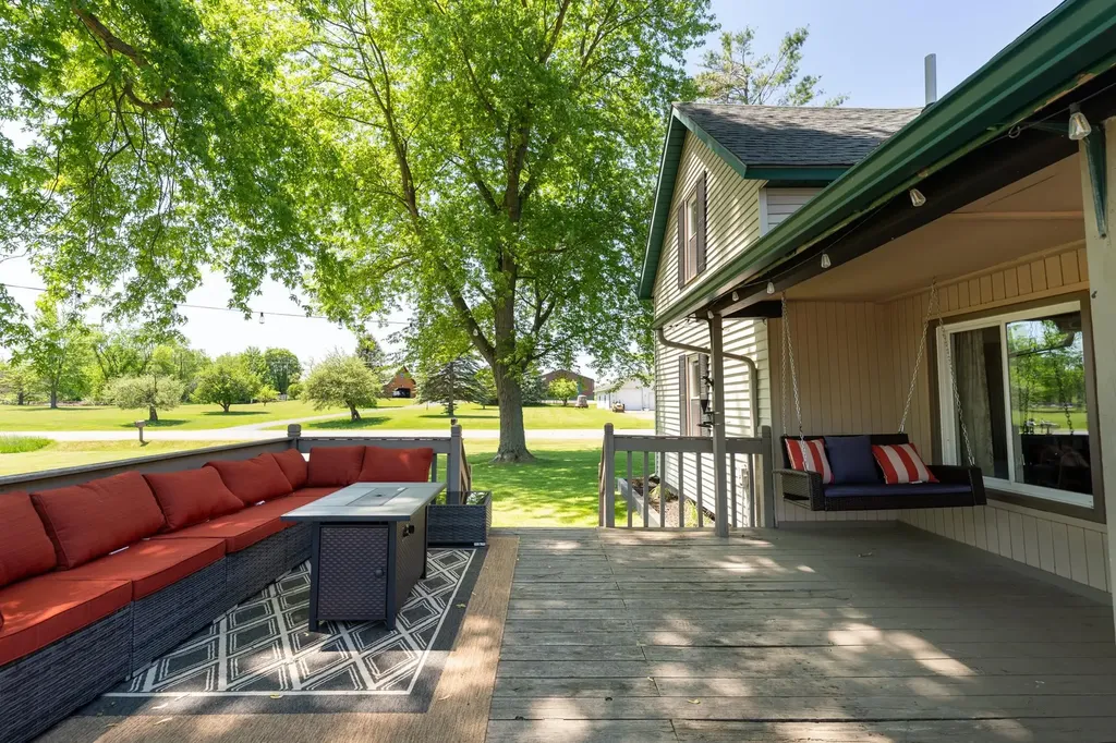 8810 N Vandecar Road Gilmore Township MI 48622