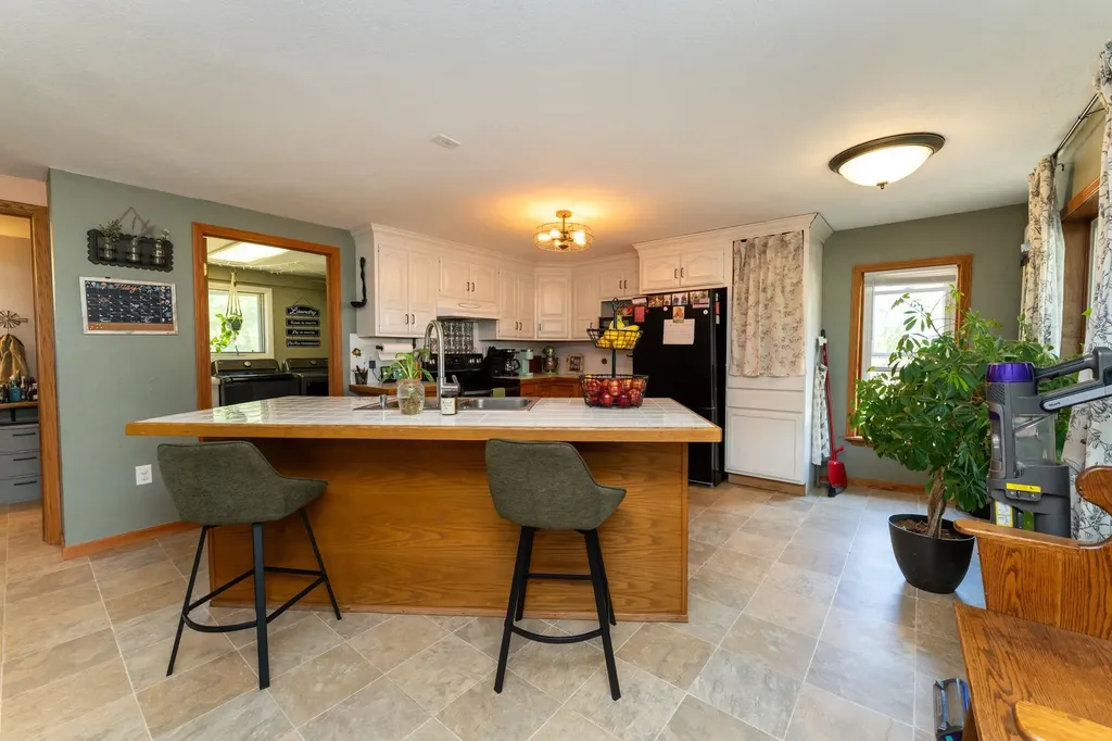 8810 N Vandecar Road Gilmore Township MI 48622