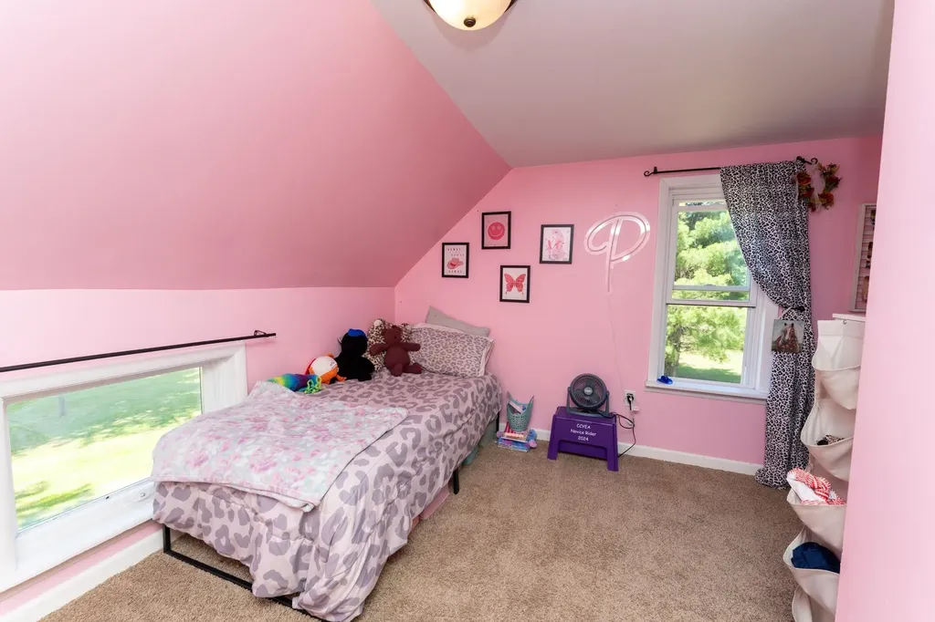 8810 N Vandecar Road Gilmore Township MI 48622