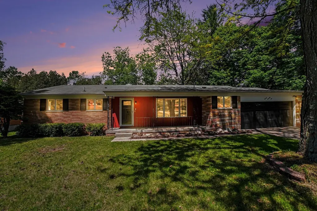 2071 E Ludington Avenue Grant Township MI 48617