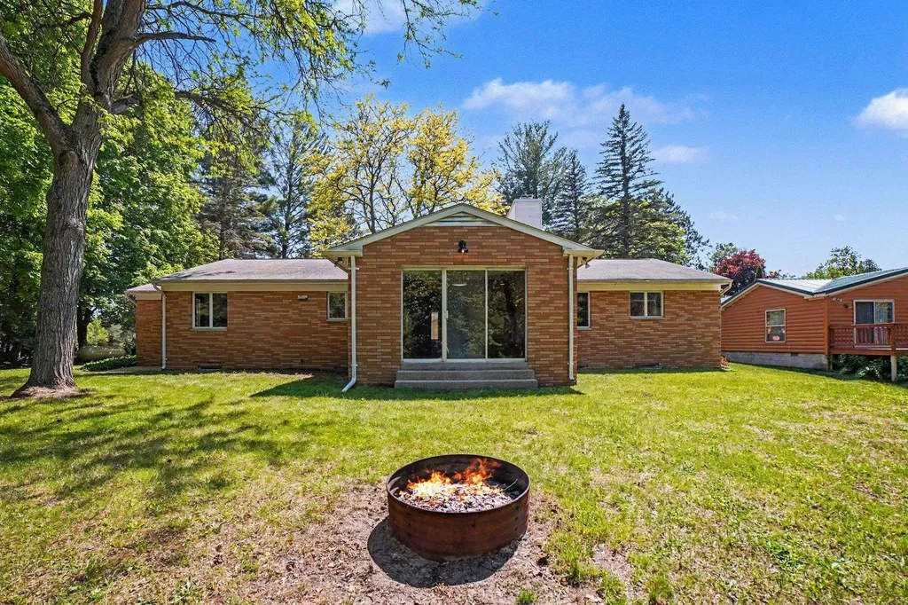 2071 E Ludington Avenue Grant Township MI 48617