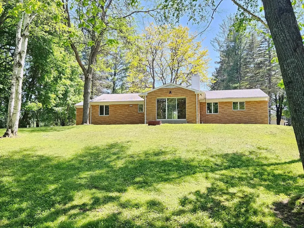 2071 E Ludington Avenue Grant Township MI 48617