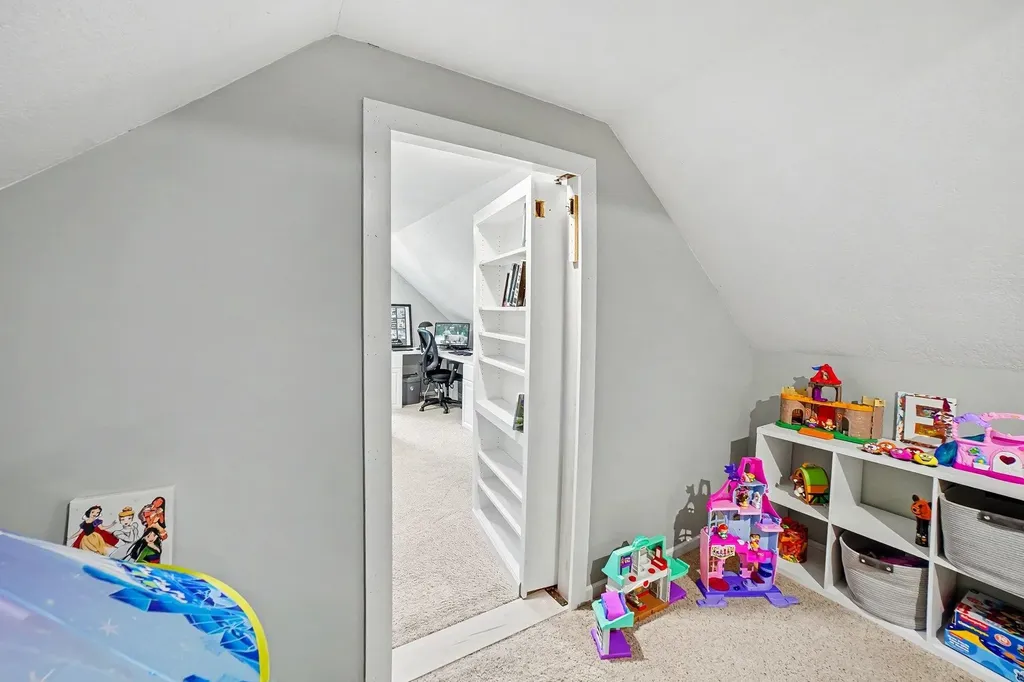 3184 Brittany Drive Union Charter Township MI 48858