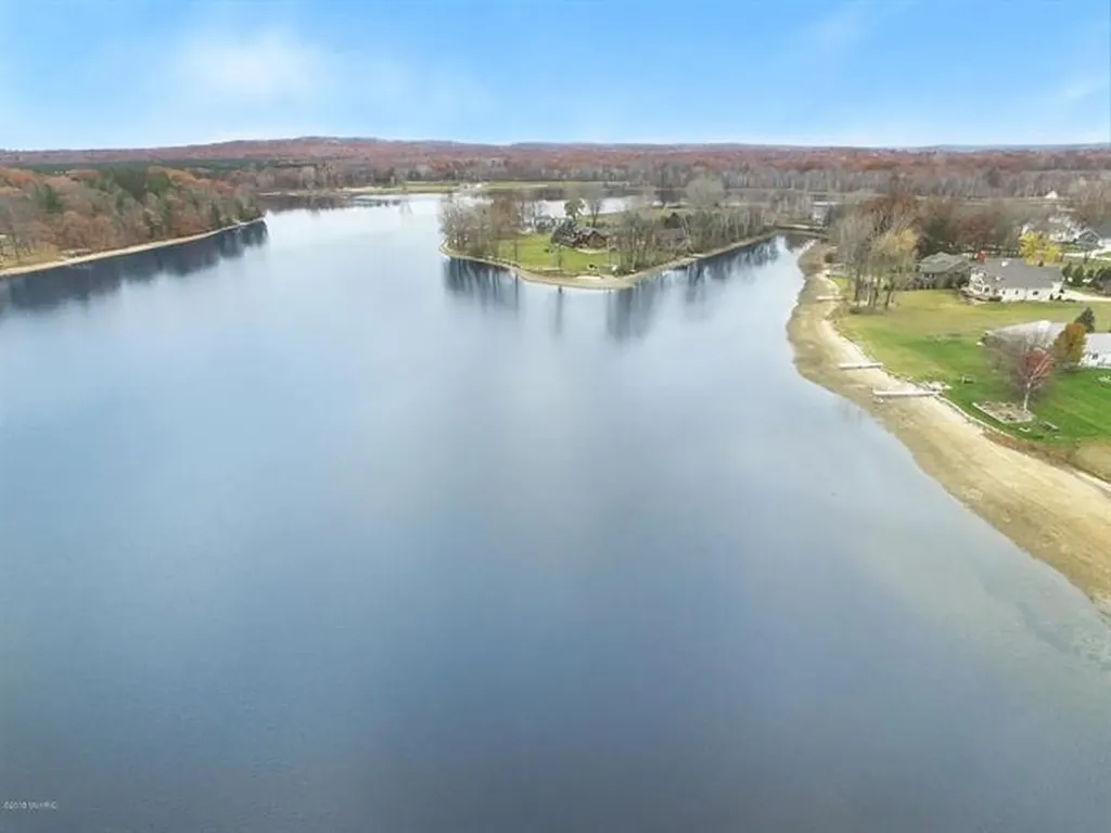 1154 Queensway Drive Lake Isabella Village MI 48893