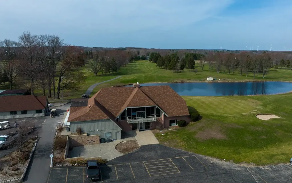 1154 Queensway Drive Lake Isabella Village MI 48893