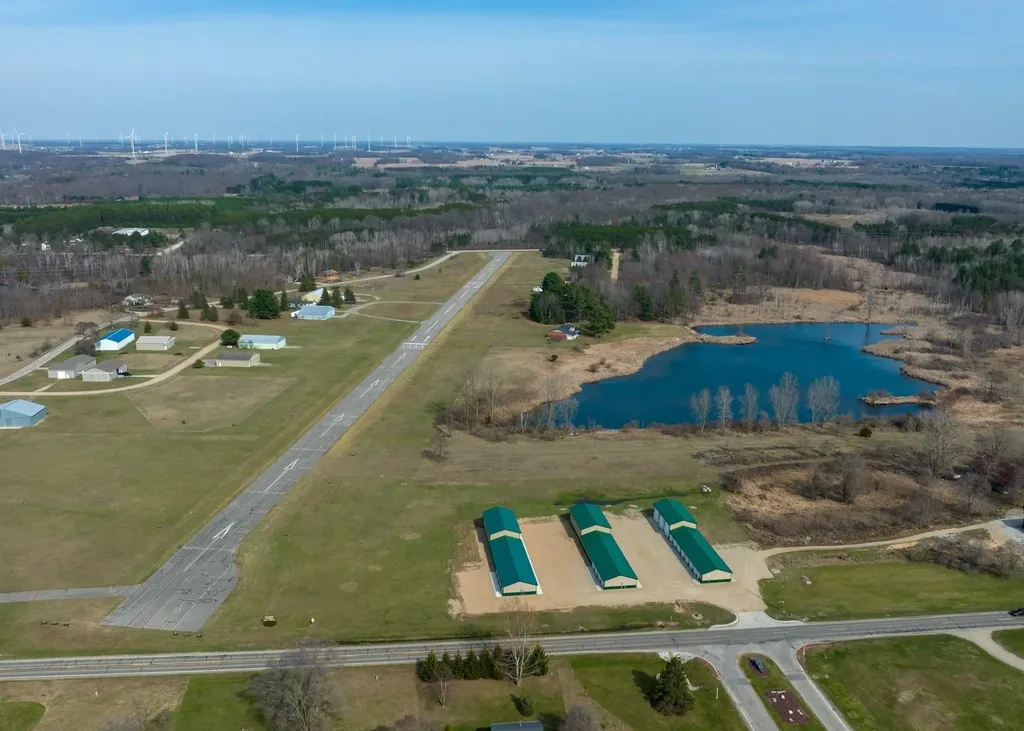 1154 Queensway Drive Lake Isabella Village MI 48893