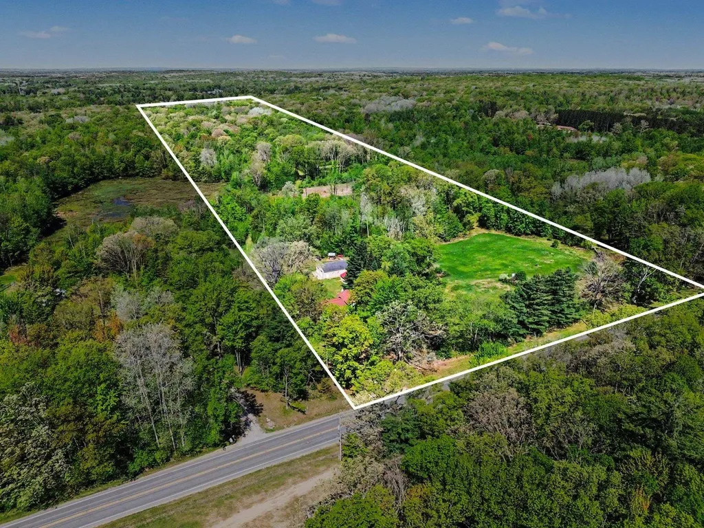 1860 S Jackson Avenue Lincoln Township MI 48625