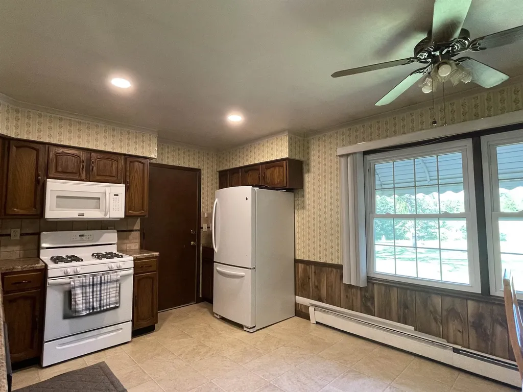 1860 S Jackson Avenue Lincoln Township MI 48625