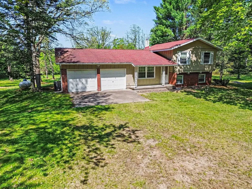 1860 S Jackson Avenue Lincoln Township MI 48625