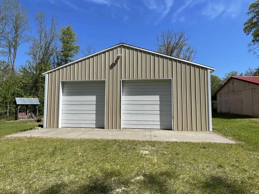 1860 S Jackson Avenue Lincoln Township MI 48625