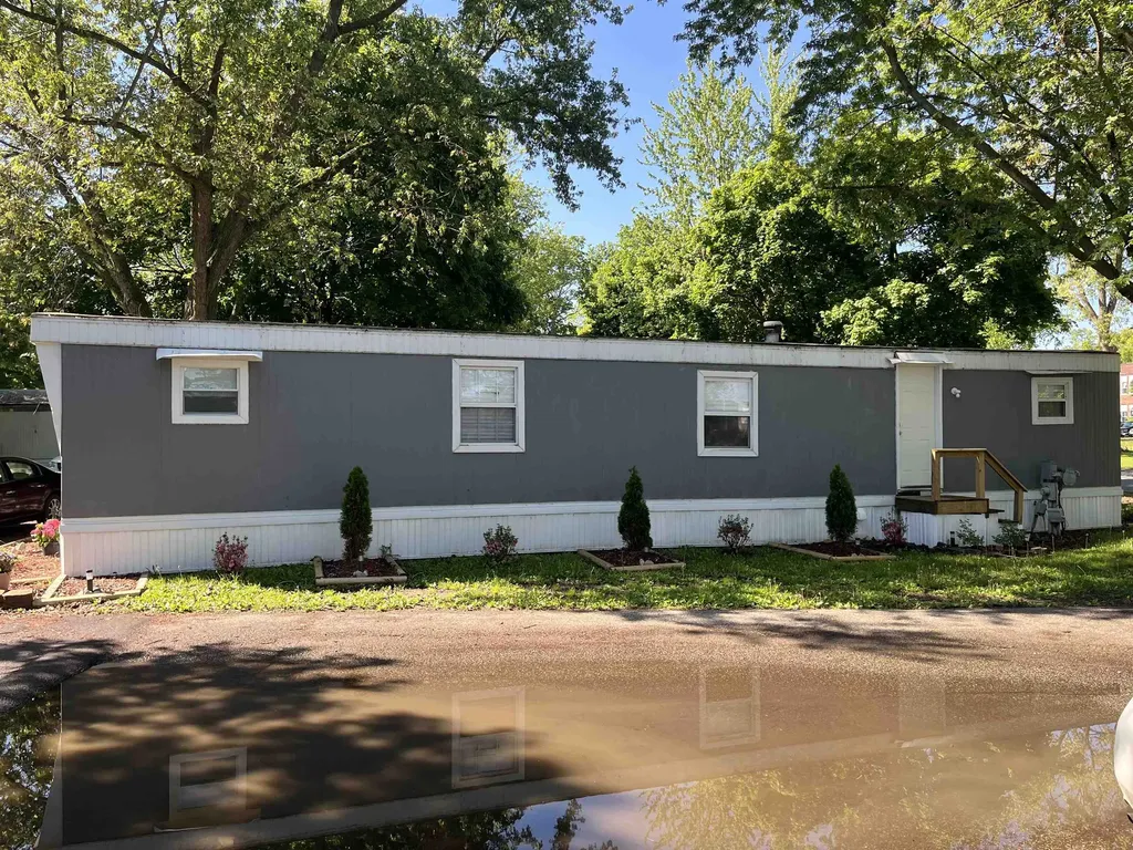 315 Linwood Avenue Alma City MI 48801