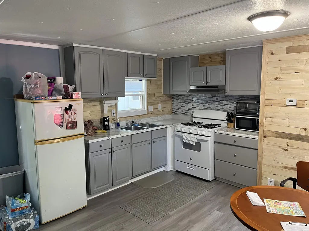 315 Linwood Avenue Alma City MI 48801