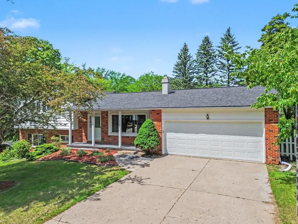 1012 Highland Street Mt. Pleasant City MI 48858