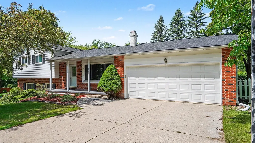 1012 Highland Street Mt. Pleasant City MI 48858