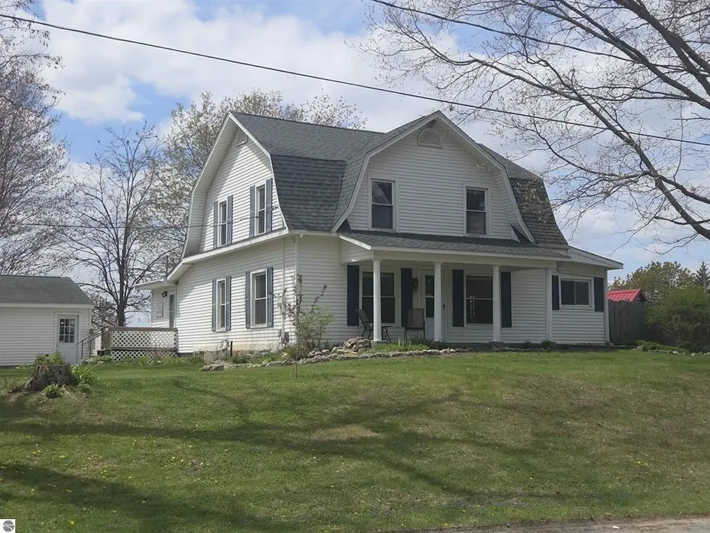 9368 School Street Garfield Township MI 48632
