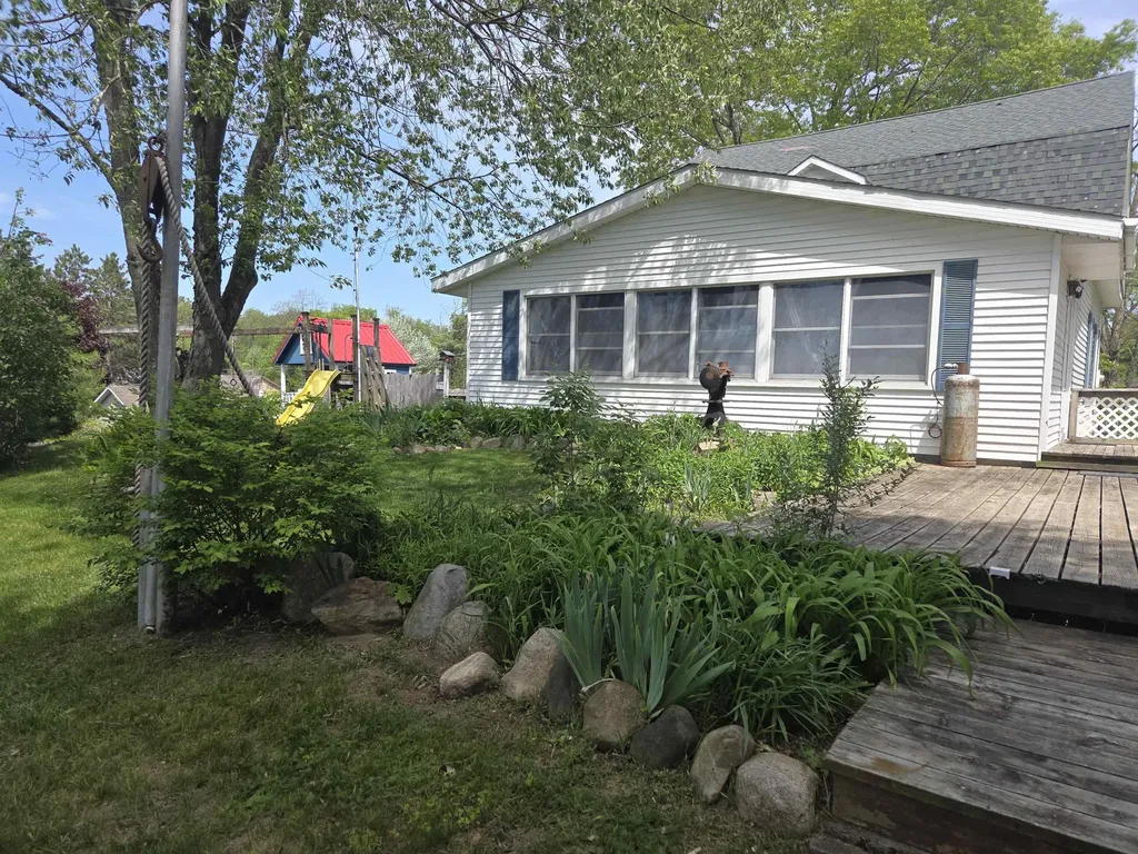 9368 School Street Garfield Township MI 48632