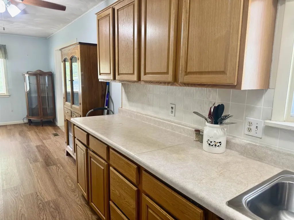 9463 E Colby Road Crystal Township MI 48818