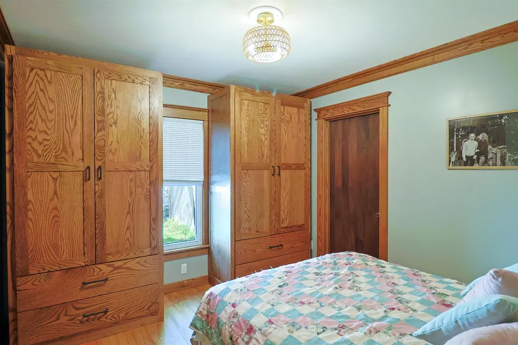 523 Liberty Alma City MI 48801