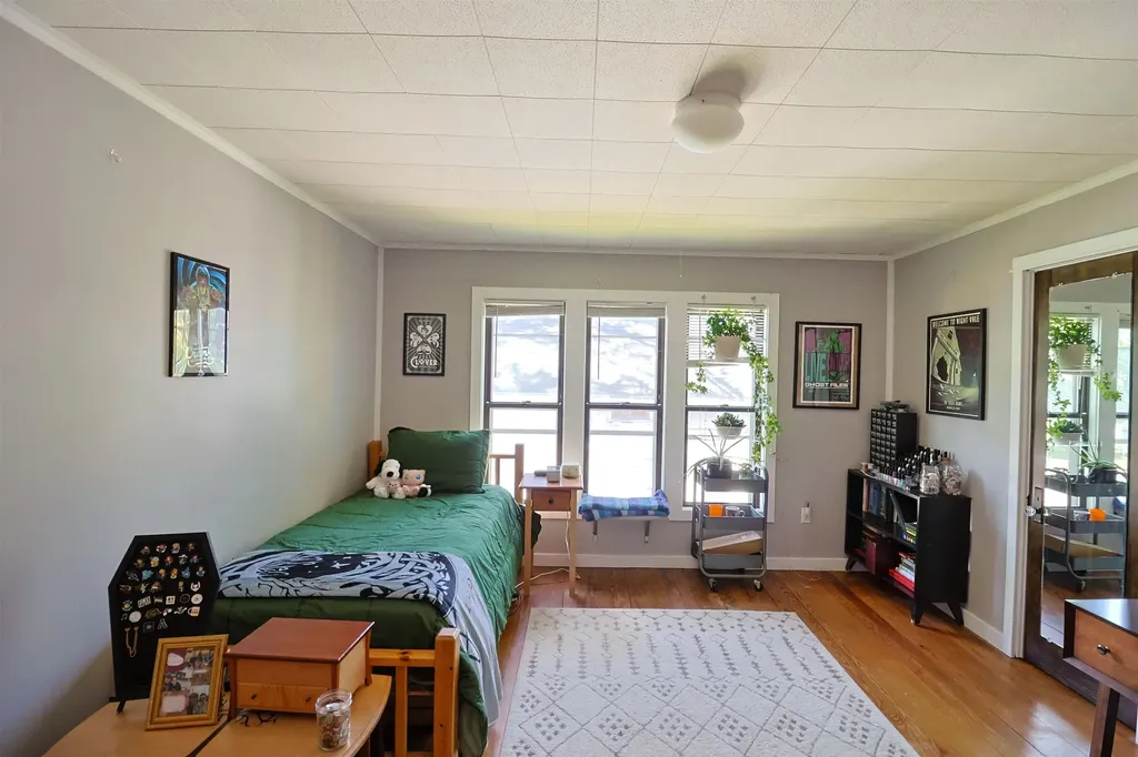 523 Liberty Alma City MI 48801