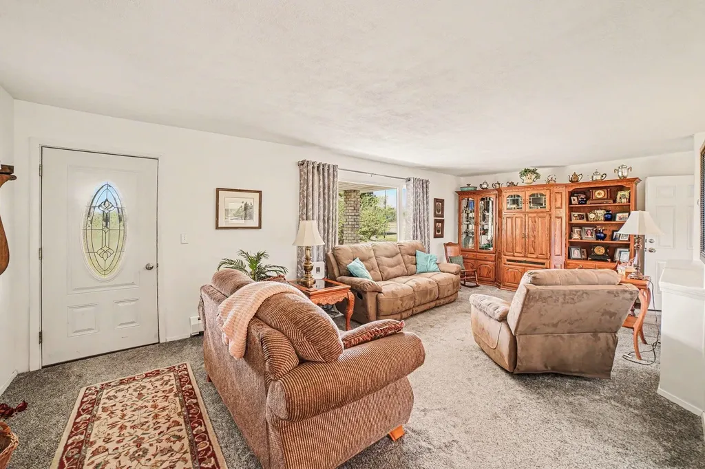 4389 Pine River Road Jasper Township MI 48880
