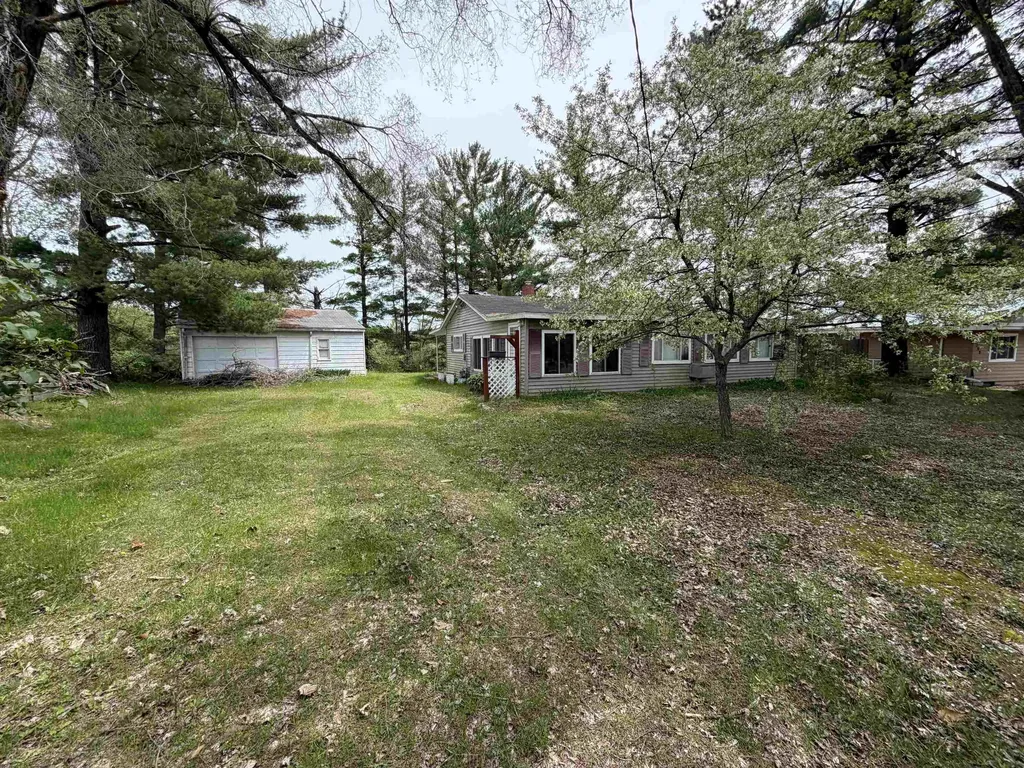 382 S Scott Drive Surrey Township MI 48622