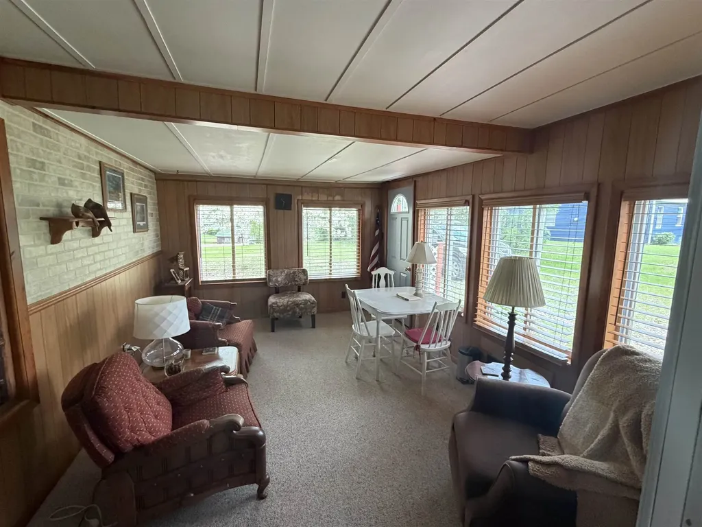382 S Scott Drive Surrey Township MI 48622