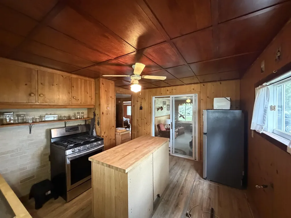 382 S Scott Drive Surrey Township MI 48622