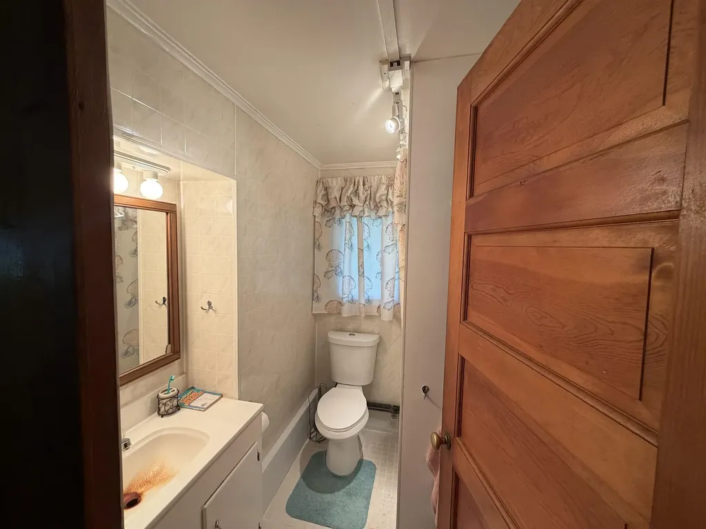 382 S Scott Drive Surrey Township MI 48622