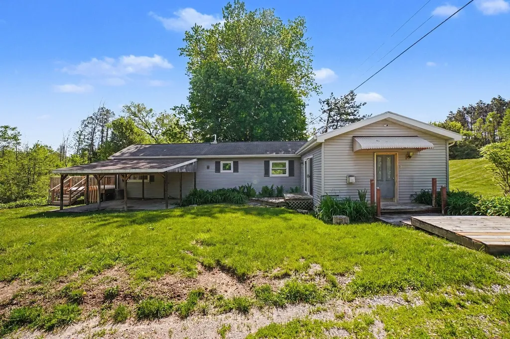 2457 E Ludington Drive Grant Township MI 48617