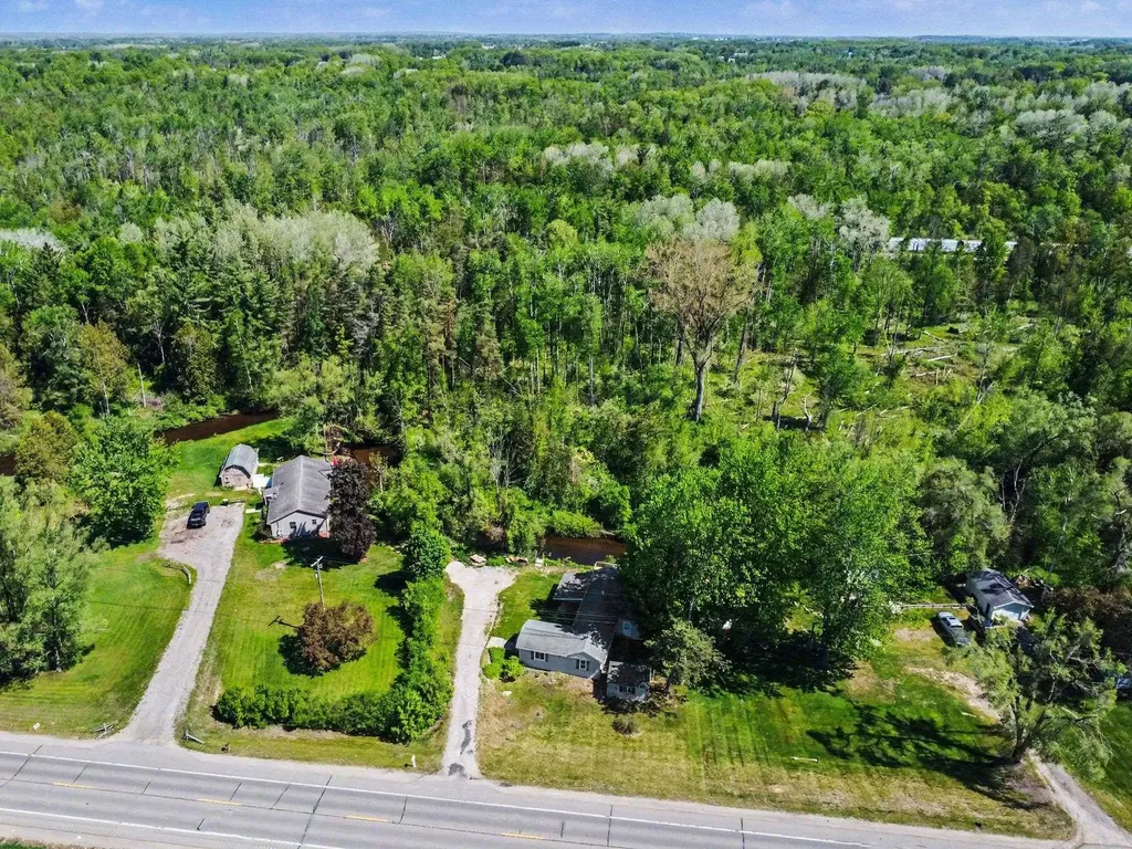 2457 E Ludington Drive Grant Township MI 48617