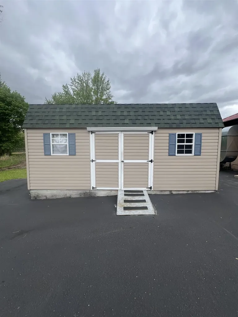 9743 N Greenville Road Lakeview Village MI 48850