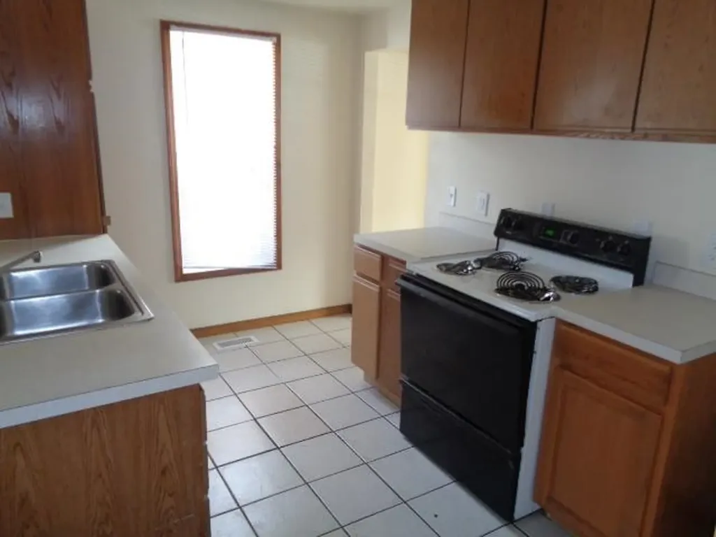 1020 S Lansing Mt. Pleasant City MI 48858