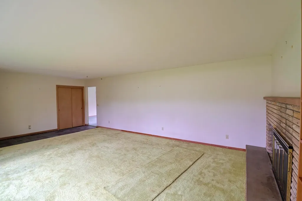 8670 E Pickard Road Chippewa Township MI 48858