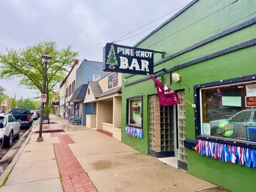 308 N State Street Alma City MI 48801