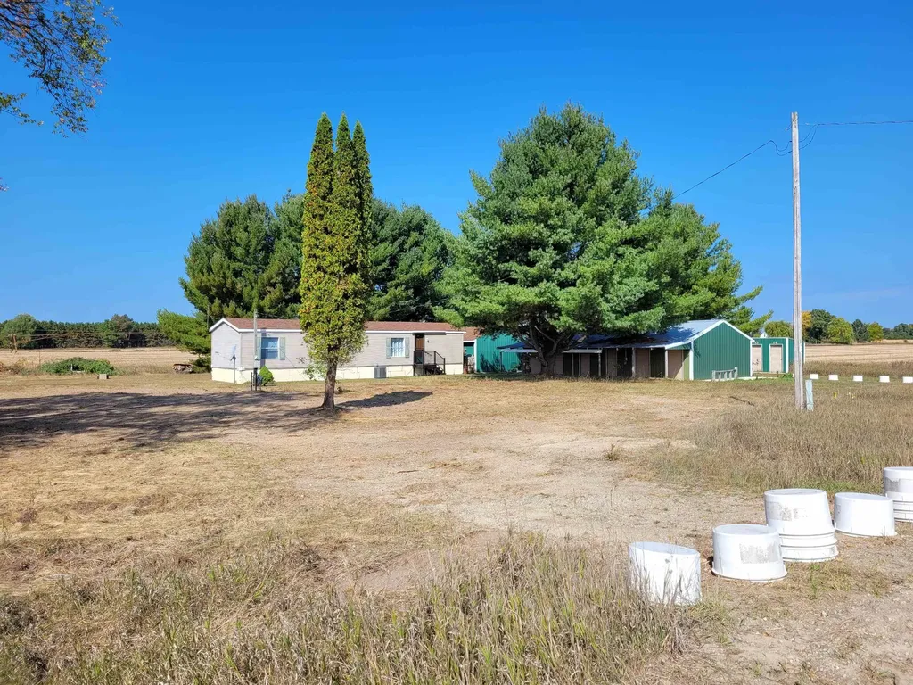 10269 30th Avenue Sylvan Township MI 49631