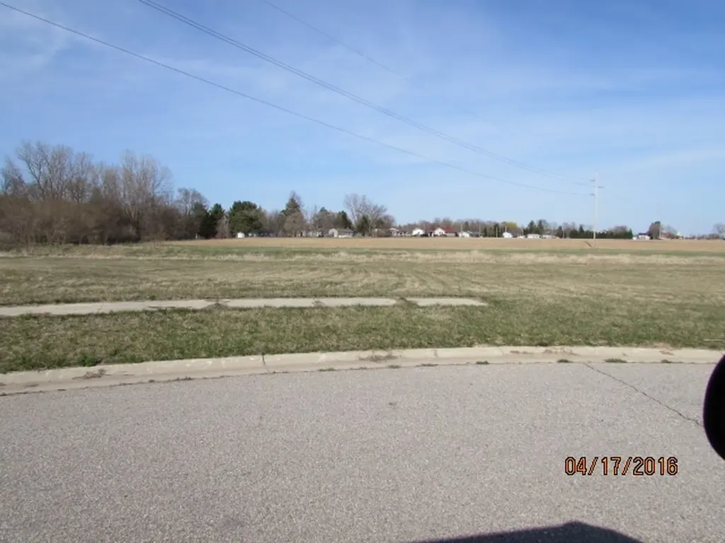 198 Jade Court Alma City MI 48801